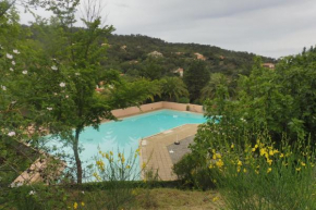 Гостиница Residence La Source  Ле-Булу